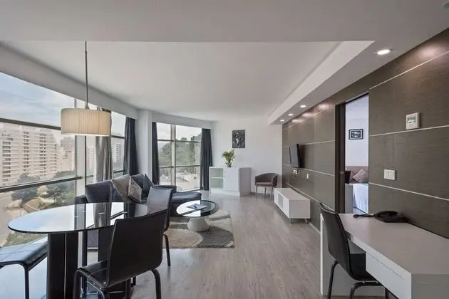 Junior Süit, Kısmi Deniz Manzaralı