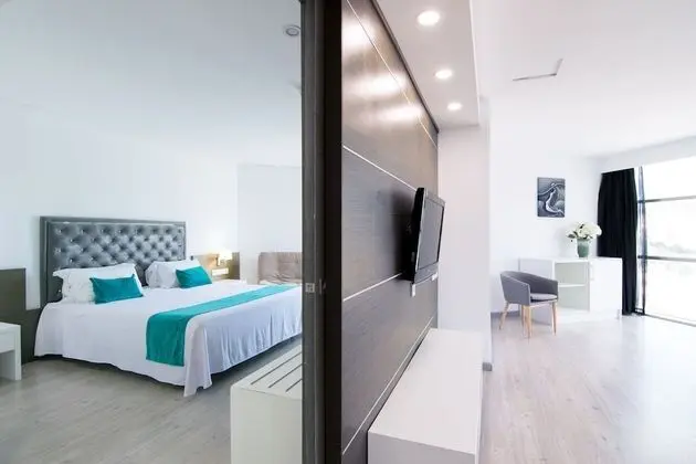 Junior Süit, Kısmi Deniz Manzaralı