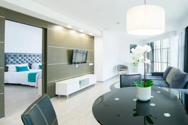 Junior Süit, Kısmi Deniz Manzaralı