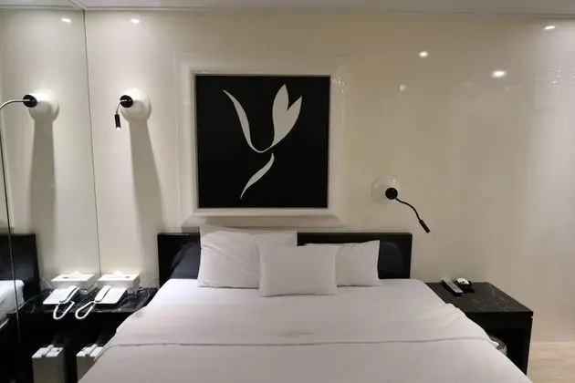 Deluxe Double Room (Fri & Sat Check in 8pm)