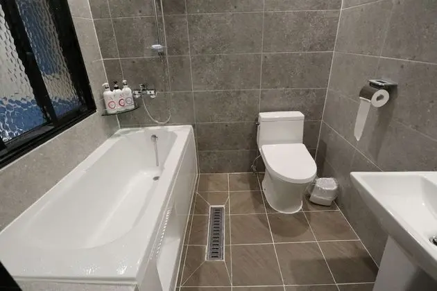 Deluxe Double Room (Fri & Sat Check in 8pm)