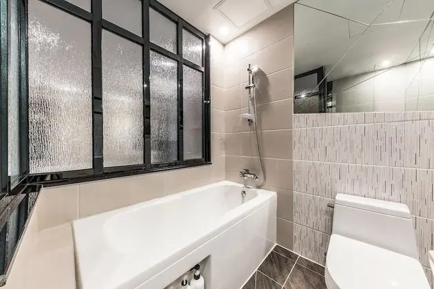 Deluxe Double Room (Fri & Sat Check in 8pm)