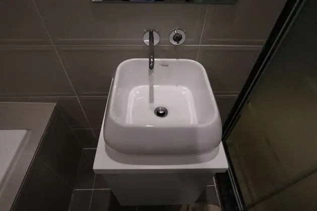 Deluxe Double Room (Fri & Sat Check in 8pm)