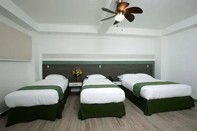 Deluxe Dört Kişilik Oda