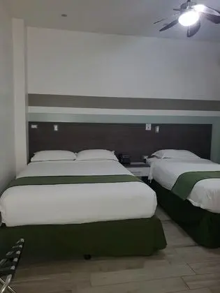 Deluxe Üç Kişilik Oda
