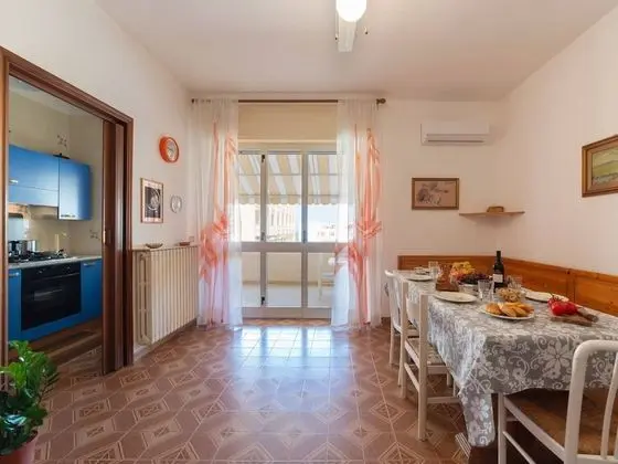 Ev, 2 Yatak Odası, Balkon