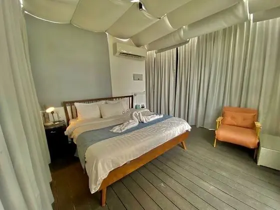 Beach Front Suite