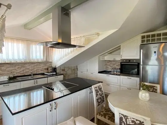 King Suite, Deniz Manzaralı, Balkonlu