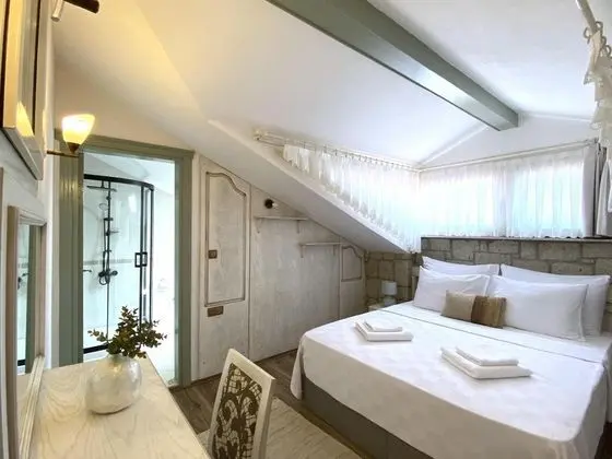 King Suite, Deniz Manzaralı, Balkonlu