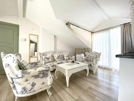 King Suite, Deniz Manzaralı, Balkonlu