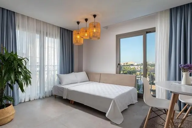 Suite, Bahçe Manzaralı
