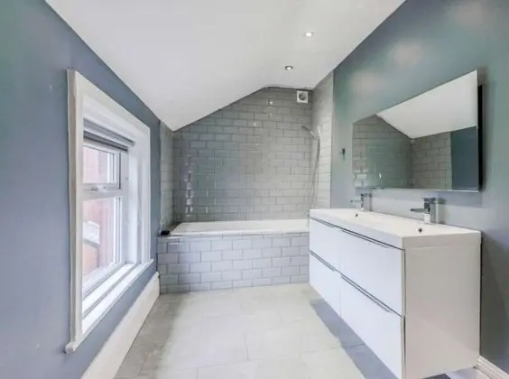 Deluxe Ev, Özel Banyo