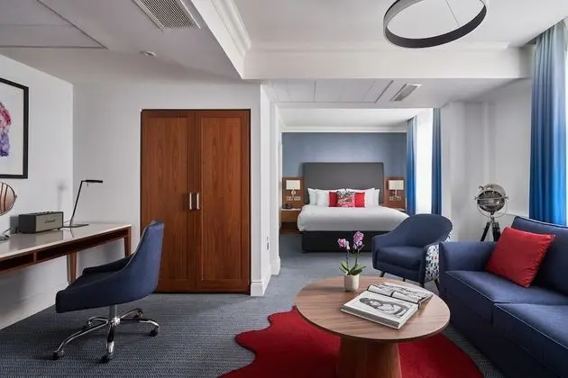 Star Suite