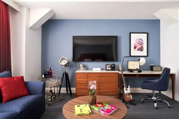 Star Suite