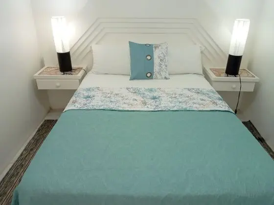 Studio Apartment (1 Bedroom)
