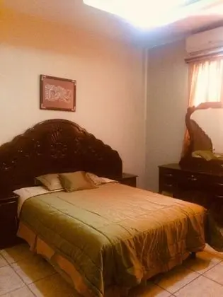 Büyük Yataklı Tek Kişilik Oda, 1 Çift Kişilik Yatak