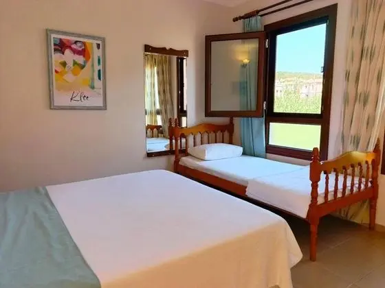 Standart Üç Kişilik Oda, Bahçe Manzaralı, Duşa Kabinli