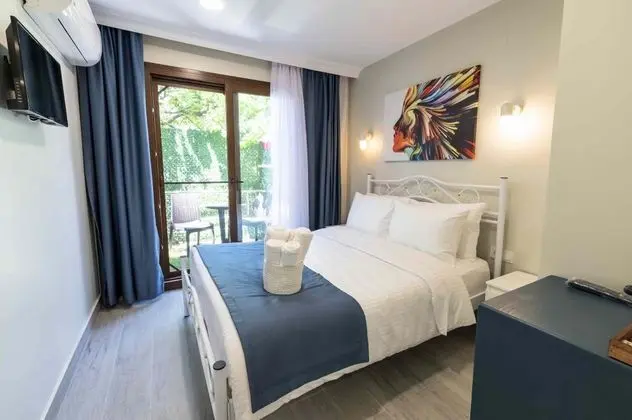 Bahçe Katı Standart Oda, Kısmi Deniz Manzaralı, Bahçe Katı