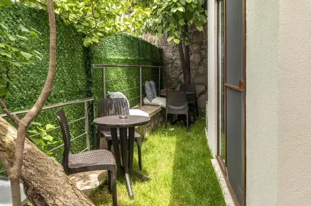 Bahçe Katı Standart Oda, Kısmi Deniz Manzaralı, Bahçe Katı
