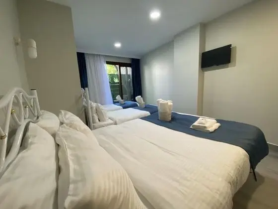 Bahçe Katı Standart Oda, Kısmi Deniz Manzaralı, Bahçe Katı