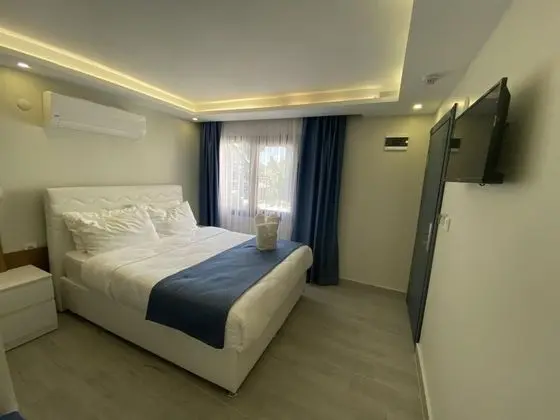 Bahçe Katı Standart Oda, Kısmi Deniz Manzaralı, Özel Bahçeli