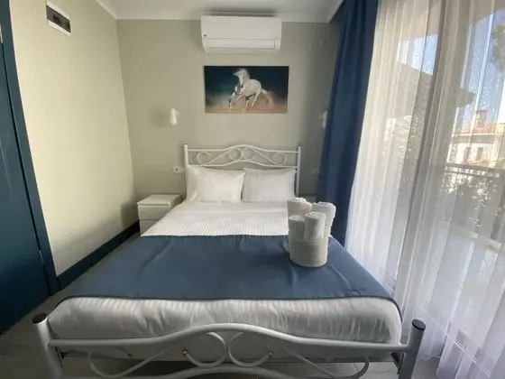 Standart Oda, Deniz Manzaralı, Balkonlu