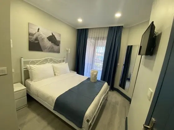 Standart Oda, Deniz Manzaralı, Balkonlu