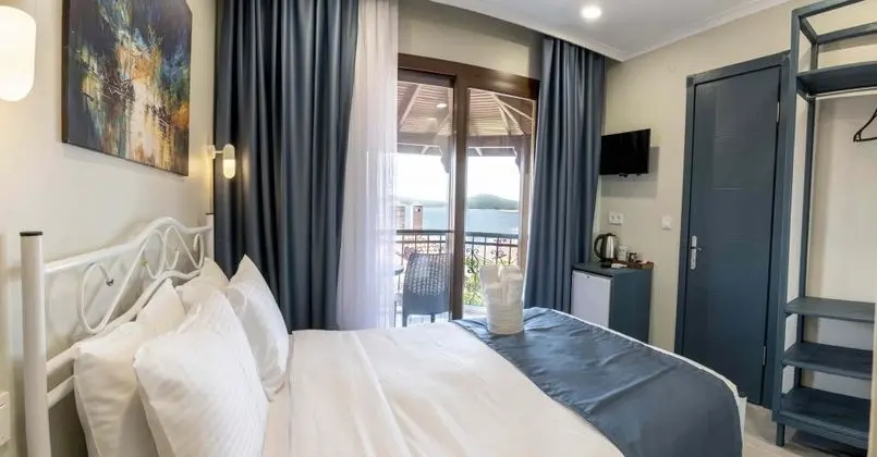 Standart Oda, Deniz Manzaralı, Balkonlu