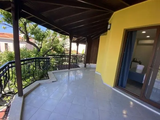 Standart Oda, Deniz Manzaralı, Balkonlu