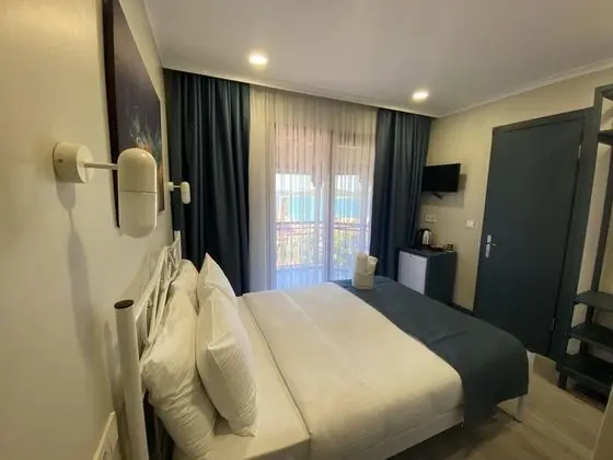 Standart Oda, Deniz Manzaralı, Balkonlu