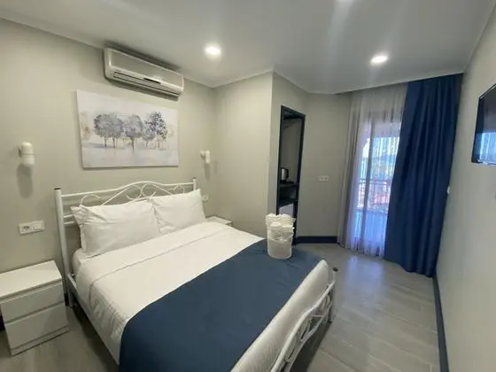 Standart Oda, Deniz Manzaralı, Balkonlu
