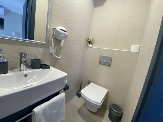 Standart Oda, Deniz Manzaralı, Balkonlu