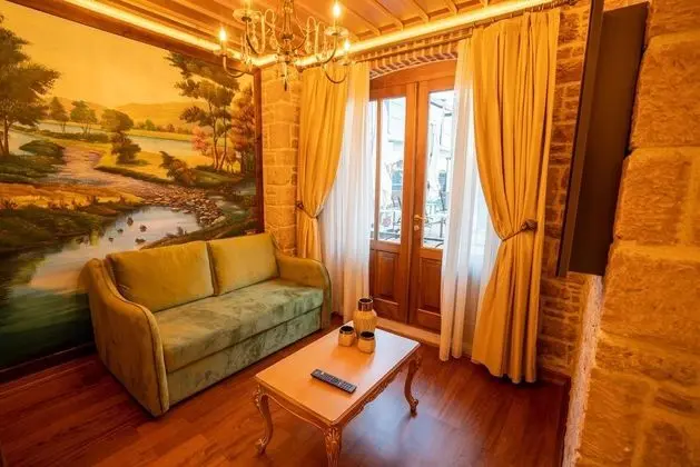 Deluxe Havuz Manzaralı Oda
