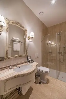 Deluxe Oda, Kısmi Deniz Manzaralı