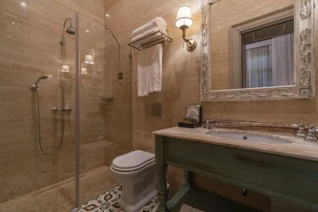 Sarnıç Deluxe, Kara Manzaralı