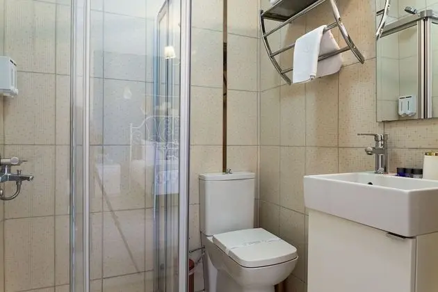 Comfort Tek Büyük Yataklı Oda