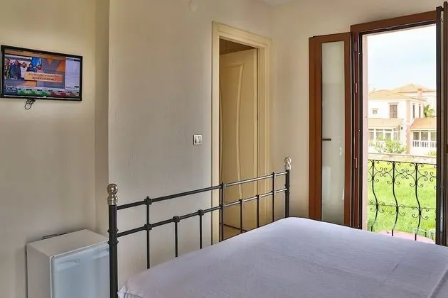 Tek Büyük Yataklı Oda, Balkon