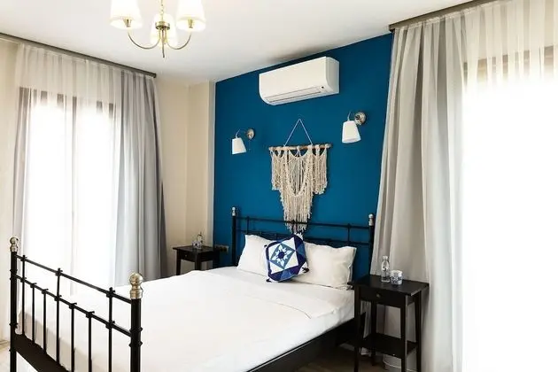 Tek Büyük Yataklı Oda, Balkon