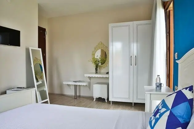 Tek Büyük Yataklı Oda, Balkon