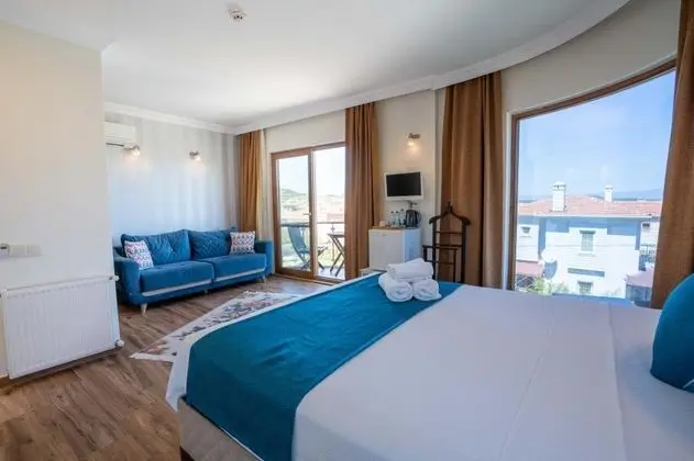 Deluxe Oda Balkonlu, Deniz Manzaralı, Balkonlu