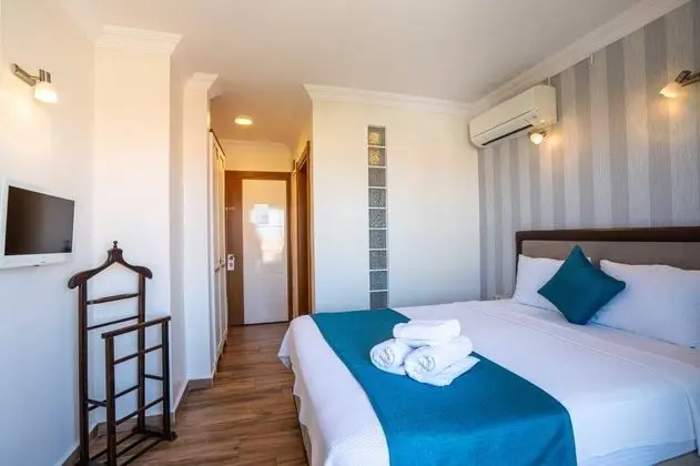 Standart Oda, Deniz Manzaralı, Balkonlu