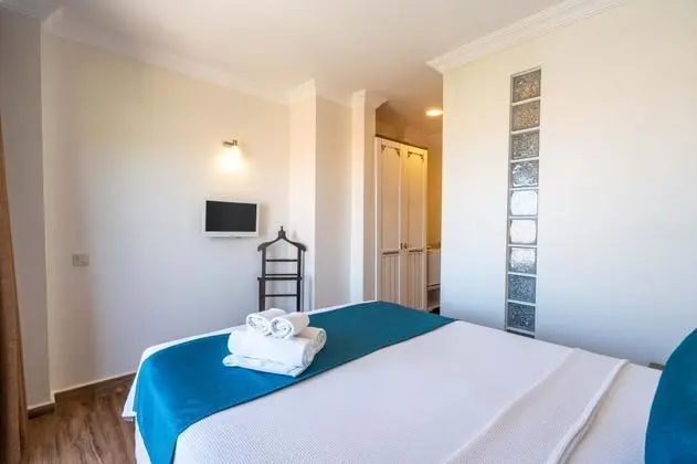 Standart Oda, Deniz Manzaralı, Balkonlu