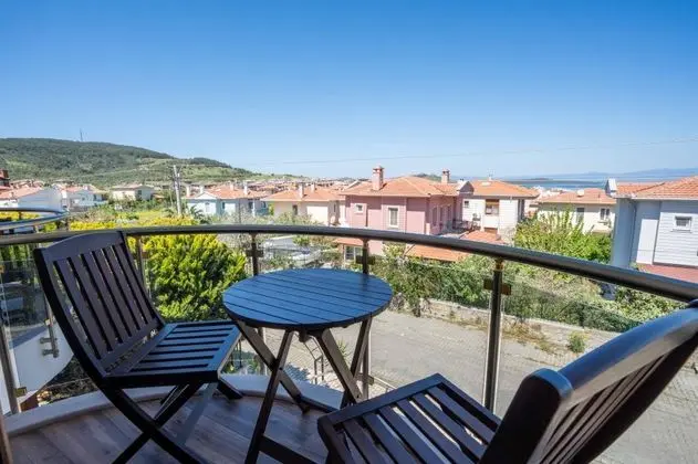 Standart Oda, Deniz Manzaralı, Balkonlu