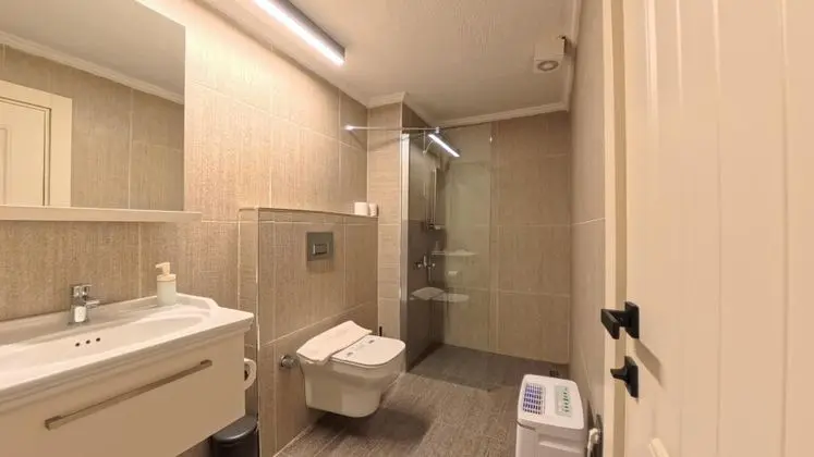 Aile Odası, Bahçe Manzaralı, Verandalı
