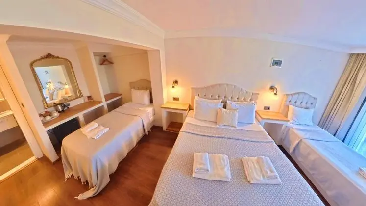 Aile Odası, Bahçe Manzaralı, Verandalı