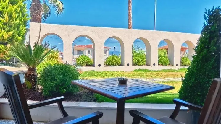 Aile Odası, Bahçe Manzaralı, Verandalı