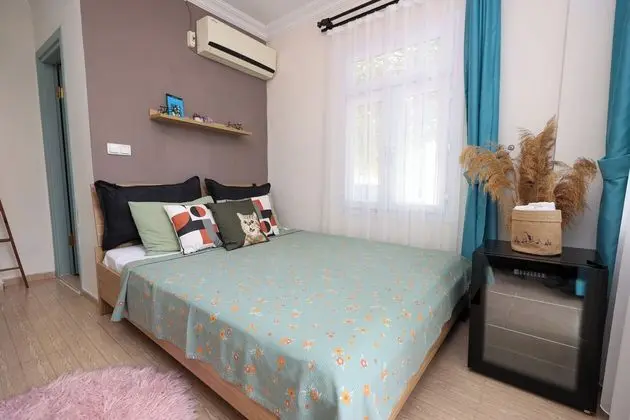 Tek Büyük Yataklı Oda, Bahçe Manzaralı