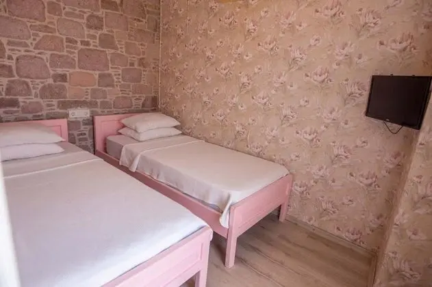 Bağlantılı Oda-Balkonlu, Bahçe Manzaralı