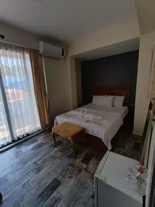 Çift Kişilik, Bahçe Manzaralı, Bahçe Katı