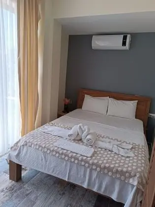 Çift Kişilik, Bahçe Manzaralı, Bahçe Katı